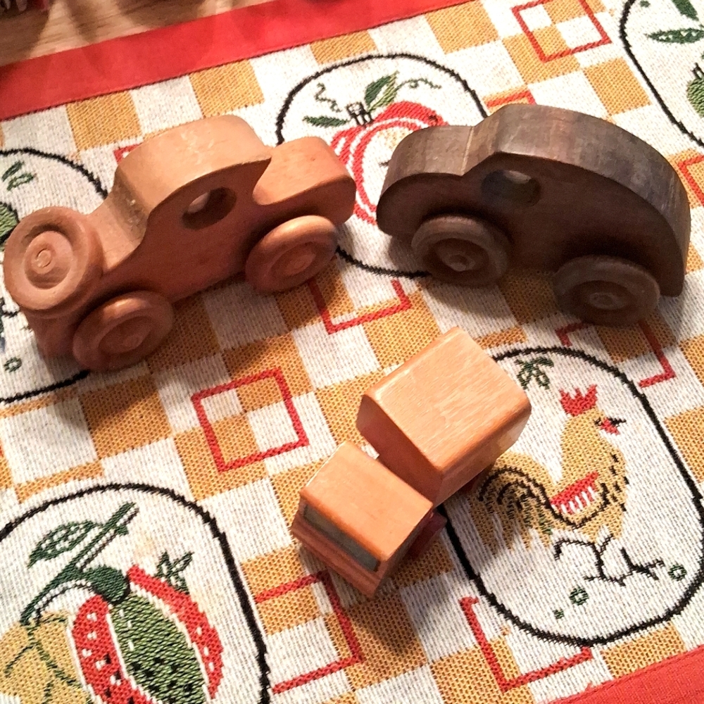 Bundle of 3, Little,Handcrafted,Wooden Cars with Moveable Wheels🚗🚚🚛🚘🚙